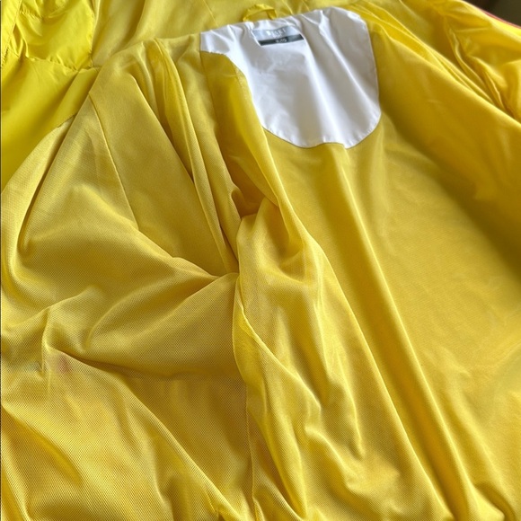 Saki Sport Sunshine Yellow Water-Resistant Jacket Hood Lightweight Fabric - Picture 9 of 15